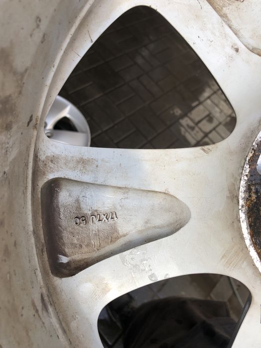 Диски на Тойота Приус 30