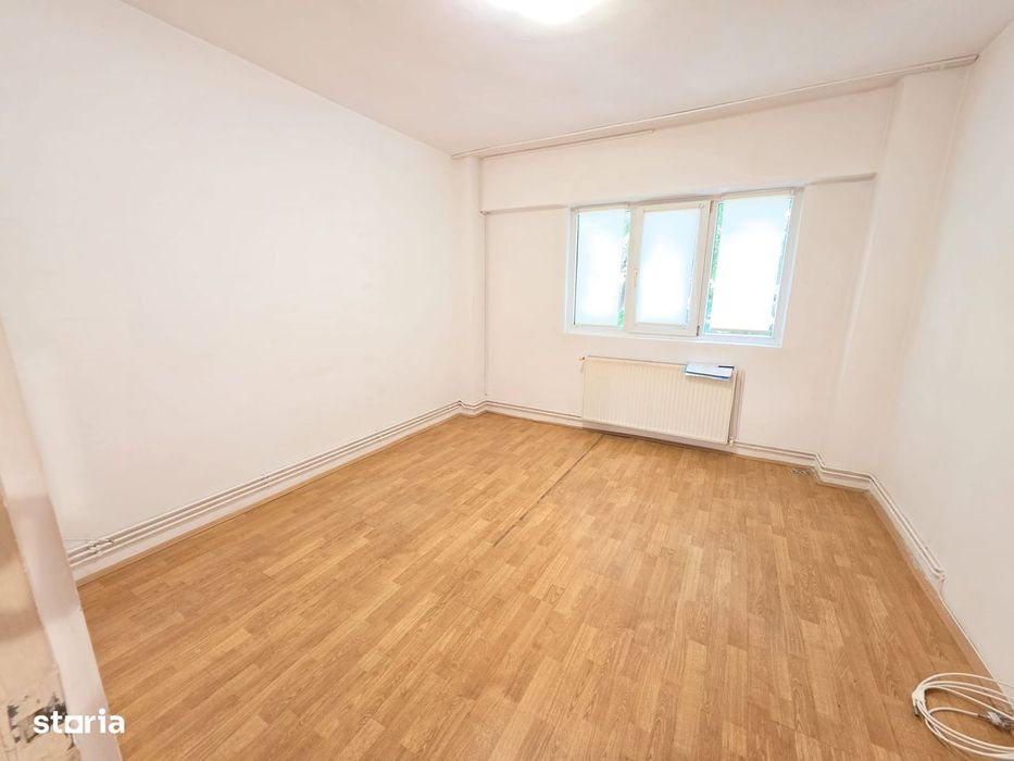 Chirie Apartament 2 Camere decomandat Centrul Civic Str.Toamnei Cec
