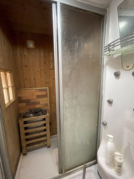 Душевая кабина с парилкой