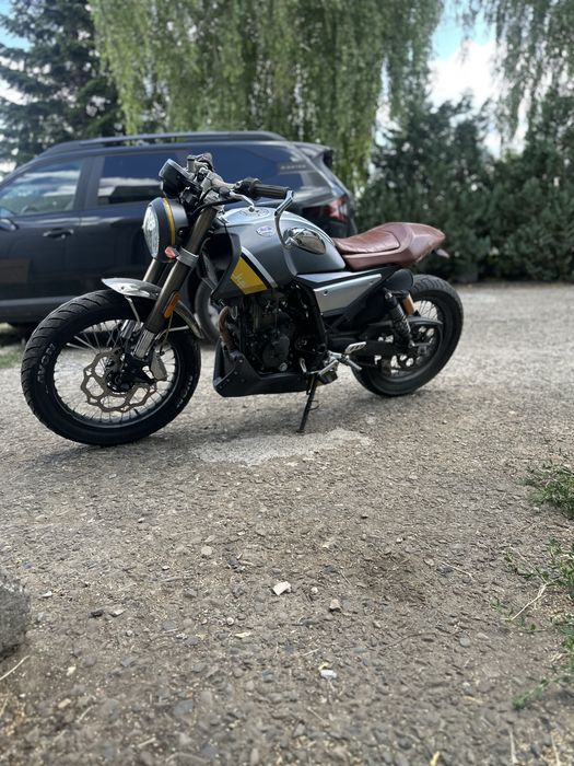 vand cafe racer 125 defect