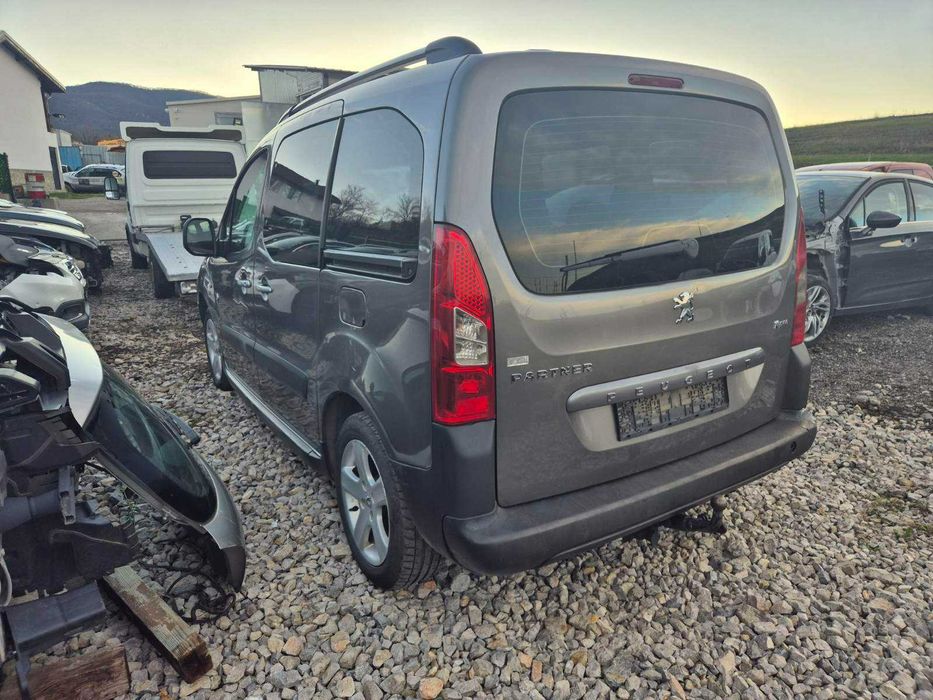 Peugeot Partner 1.6hdi 109ks на части berlingo партнер берлинго