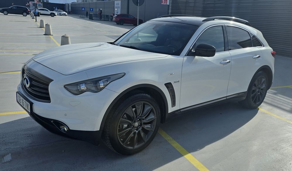 Infiniti QX70 2016
