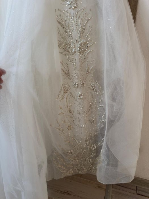 Vand rochie de mireasa