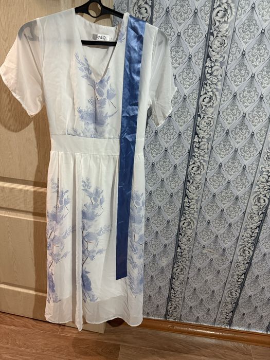 Продам платья 11