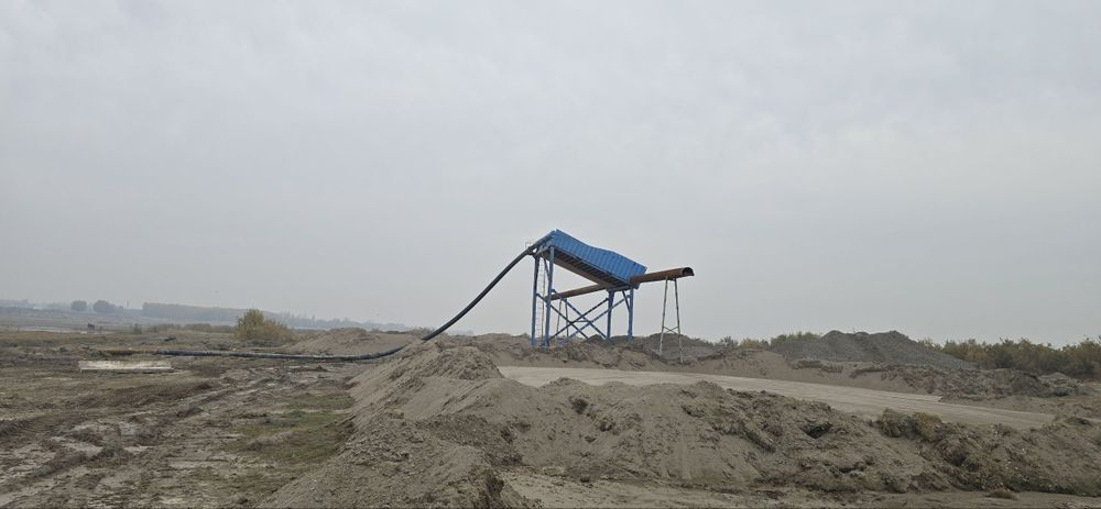 Карер сотилади, сирдаре