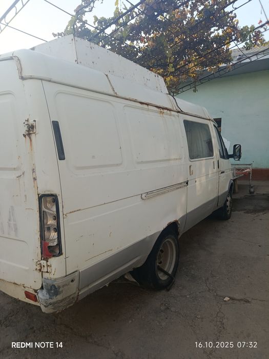 Gazel furgon yuk  2005 yil