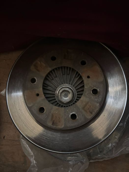 Продам запчасти на BMW E39