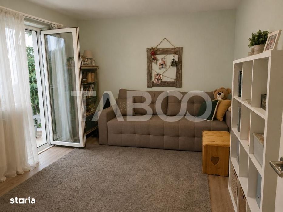 Apartament 3 camere de vanzare mobilat in Manastur zona Negoiu etaj 3