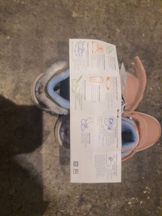 Нови Боти, размер 28,Geox