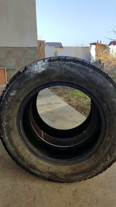 Шины зимние, липучка