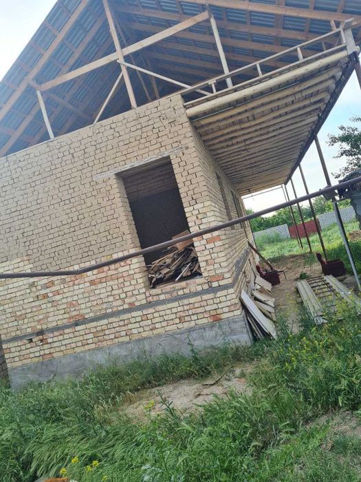 участок земля yer 200 kvad uyi bilan hovli 11 so'th 20/50.5