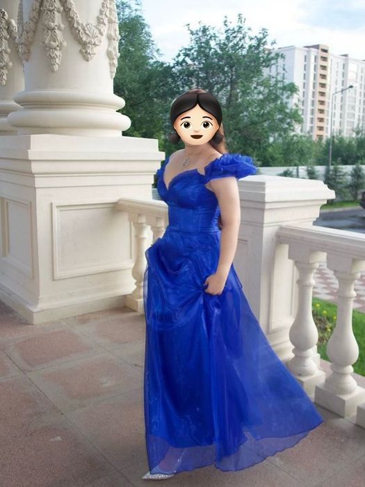 Платье  вечернее   .