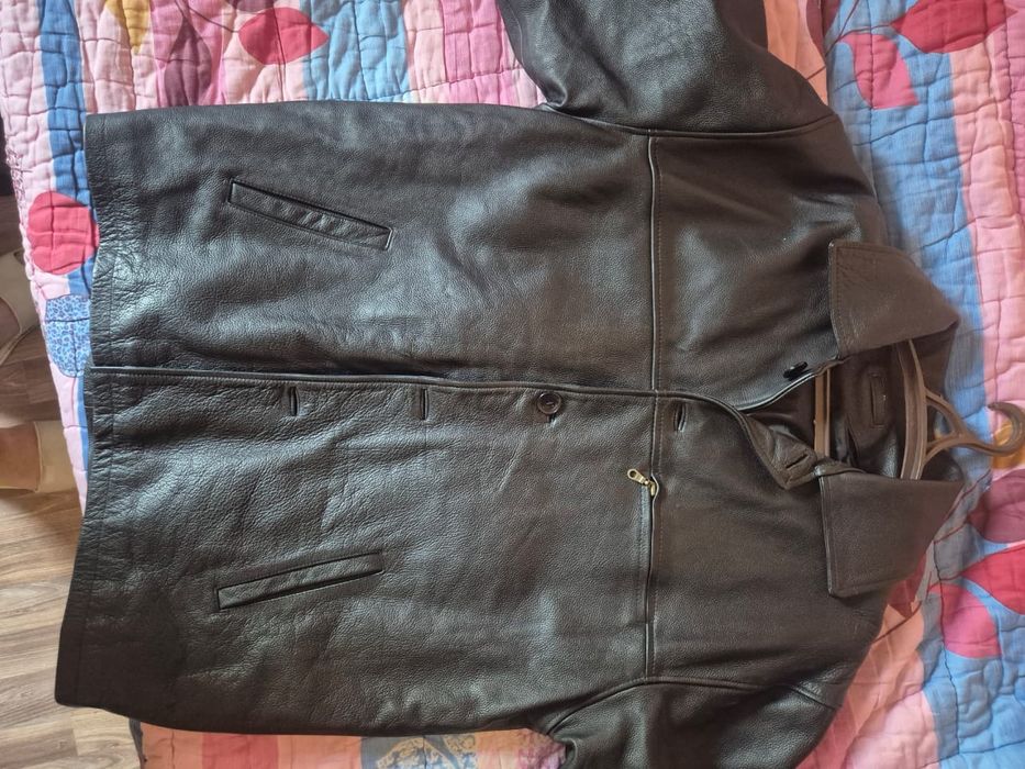 Кожанная куртка на 58-60
