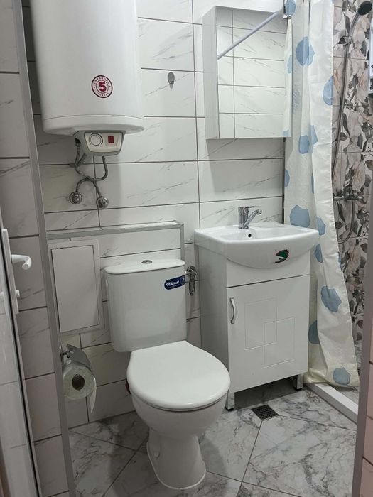 Дава се апартамент под наем близо до автогарата /Grand Mall/.