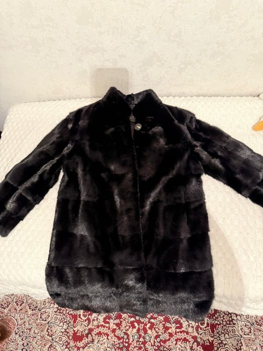 Продам шубу норковую