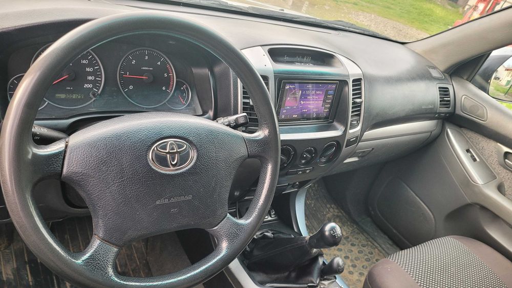 Toyota Land CruiserJ120, autoutilitara N1,3.0 D,manuală 6+1, an 2007