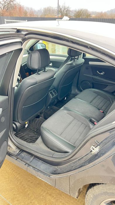 Vând Renault Laguna 3