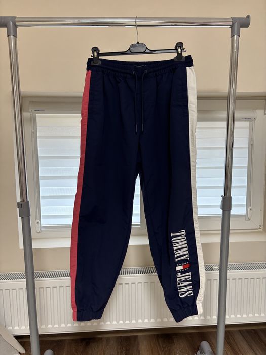Tommy Jeans спортен панталон/анцунг