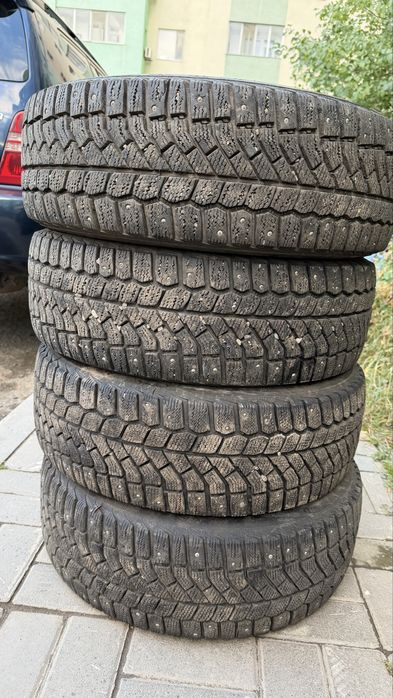 Шины 205/55/16 в отличном состояний