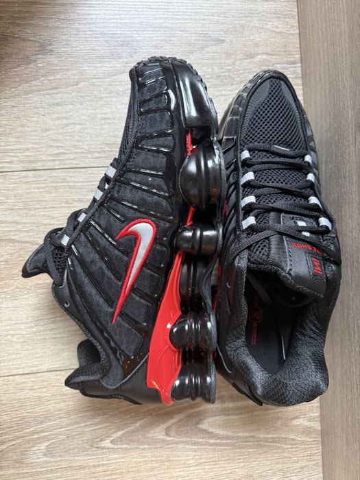 Nike Shox TL Black/ Red