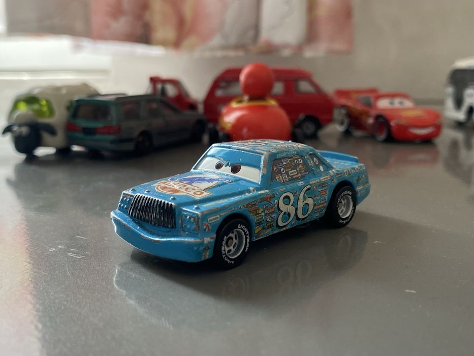 Mikky Mouse машинка Япония