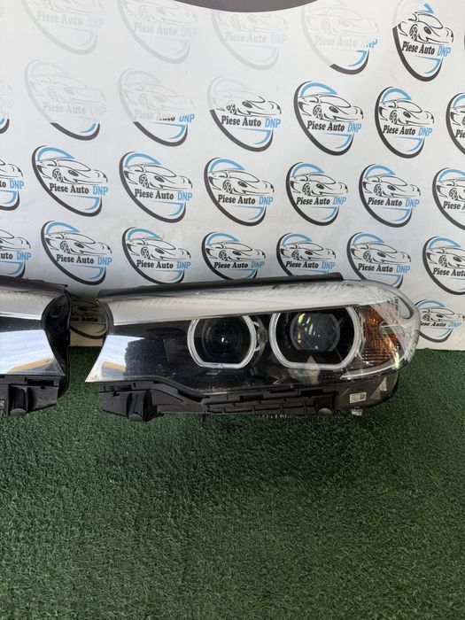 Far stanga dreapta Bmw seria 5 G30 G31 full led complet