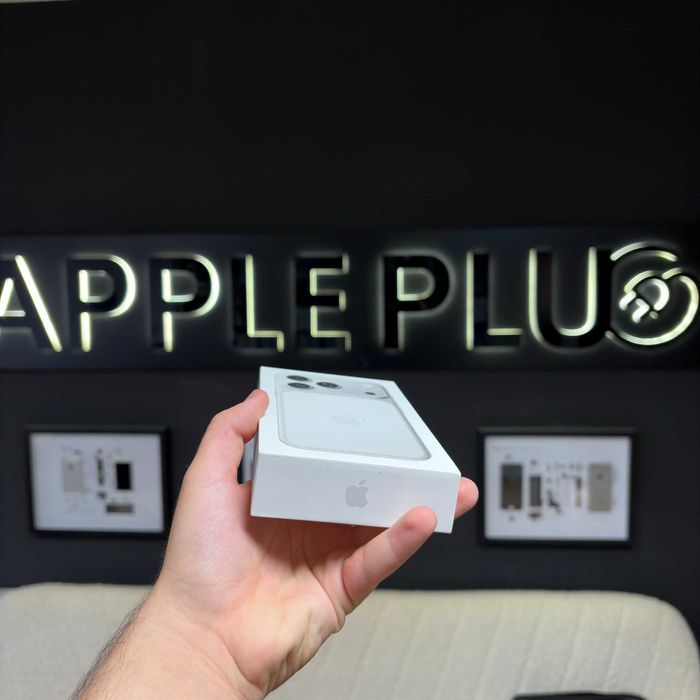 iPhone 17 Pro 256Gb Silver Nou/Sigilat + 24 Luni Garanție/ Apple Plug