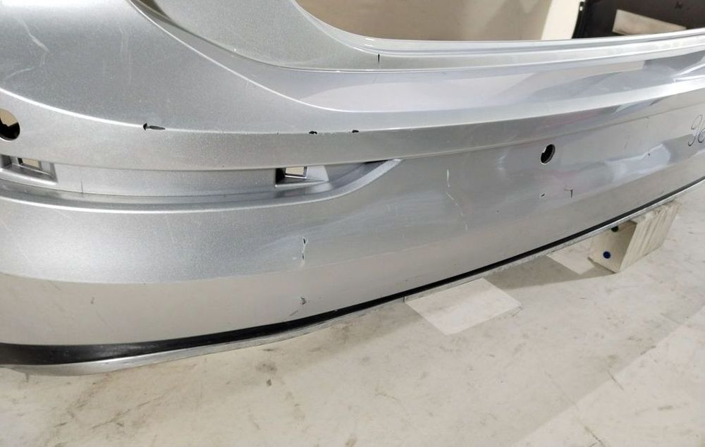 Bara spate VW Golf  8 combi, 2020, 2021, 2022, 2023, cod origine OE 5H9807421F