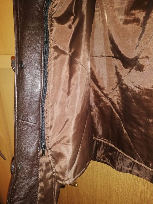 Haina din piele cu captuseala