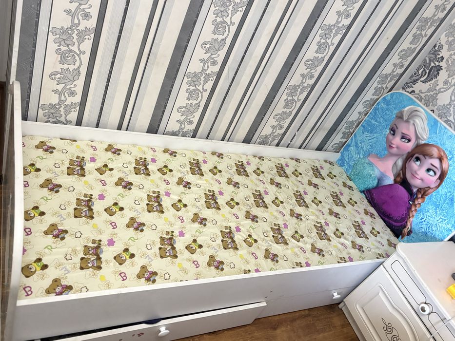 Детская кровать 1.50.   80