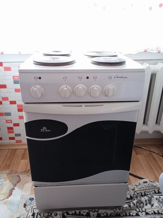 Продам электрическую плиту