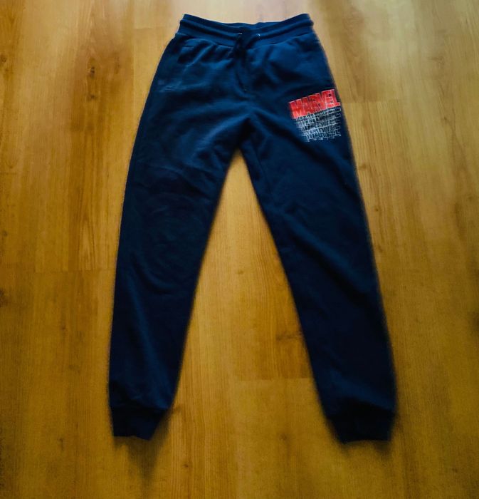 4 различни спортни панталони за момче размер 152