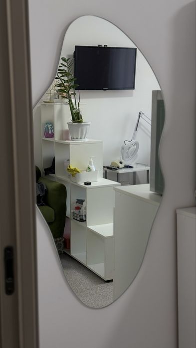 Продам зеркало 110/60 фигурное