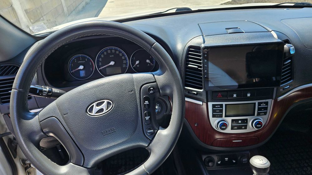 Джип-Hyundai Santa Fe 2
