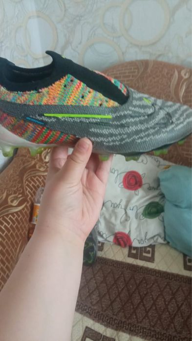 Бутсы фантом для футбола