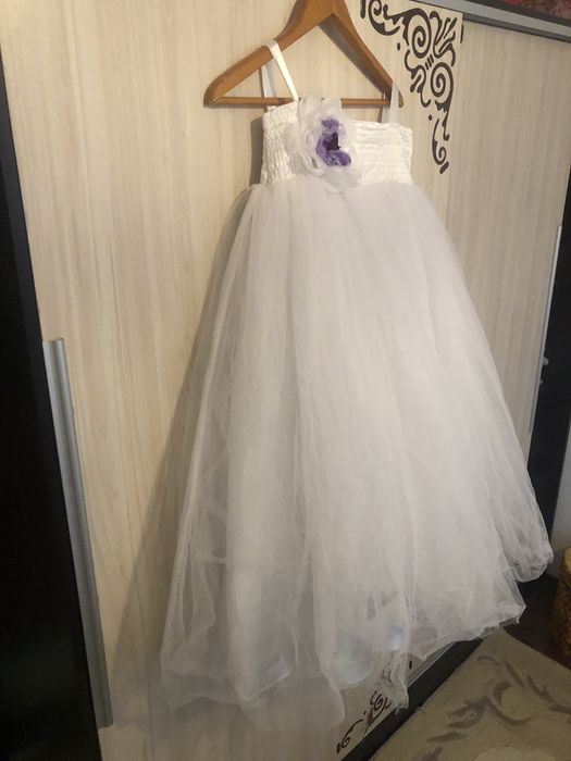 Детска шаферска рокля - 6-7 г.