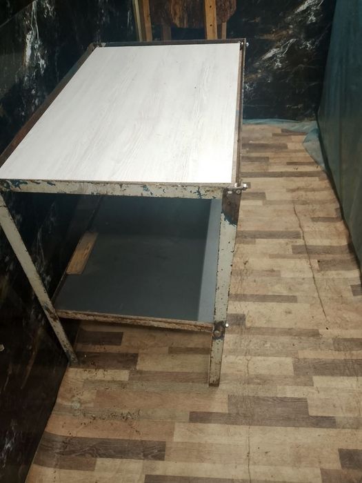 Uslarlar kelishilgan narxda sotiladi