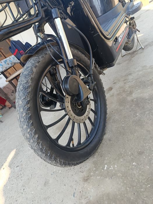 Skuter BONVI 6905 60v20Ah