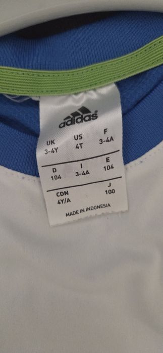 Tricou băieți Adidas,original,marimea  104(3-4 )ani,stare foarte buna