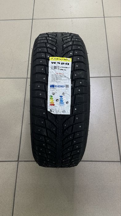 215/55R17 blackarrow