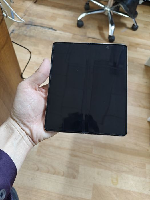 Fold 5 256гб продам