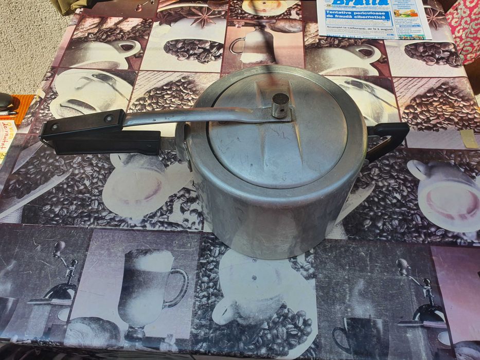 Oală de fiert sub presiune Alupret !