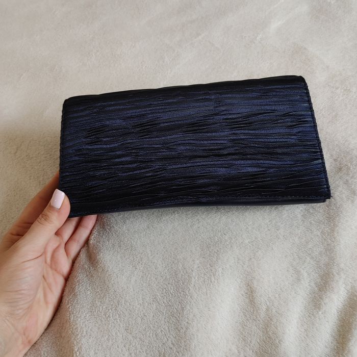 Официална чанта в тъмно синьо