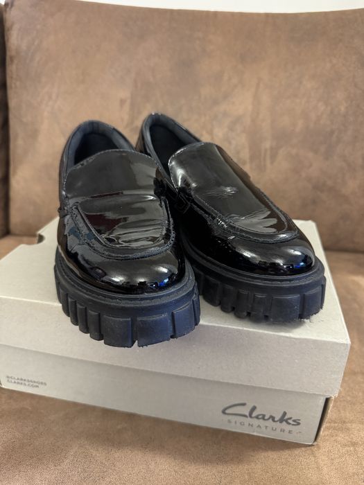 Кожени обувки Clarks