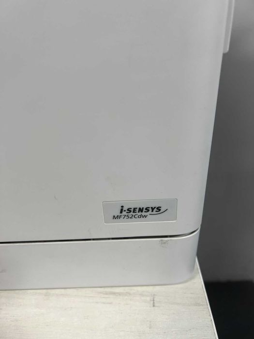 Принтер Canon модель I-sensys MF752Cdw
