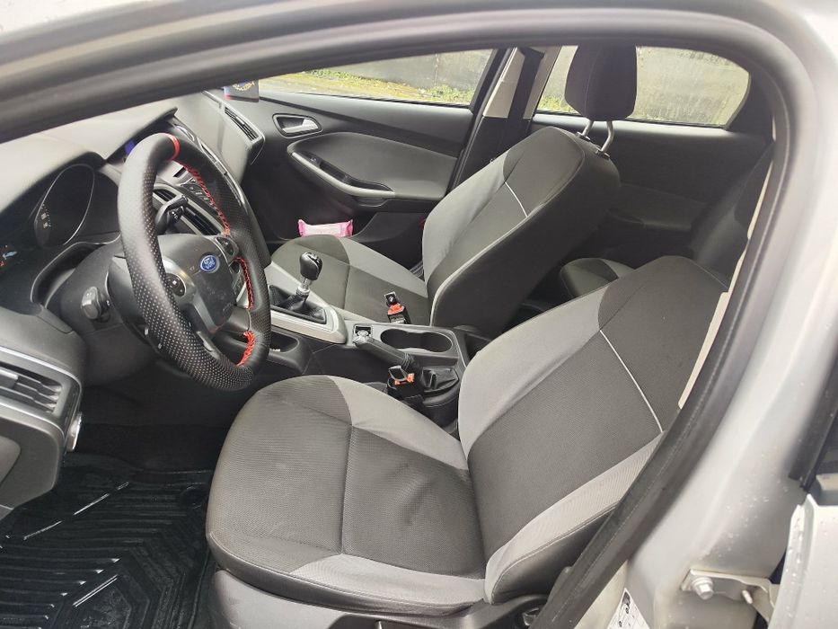 Vand ford focus 1.6diesel 115cp euro5, 2011 , Propietar