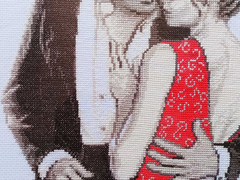 гоблен ,,Флирт", ръчно ушит , рамкиран