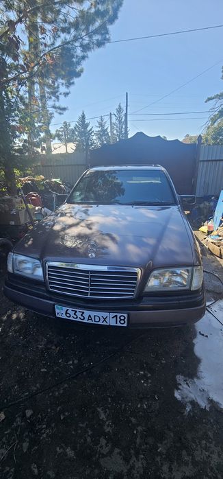 Продам Мерседес C180