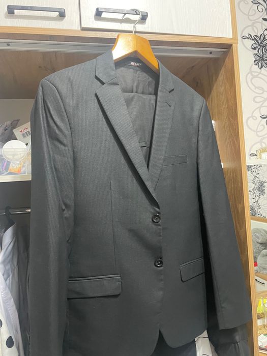 Продаю костюм 44/46 черный