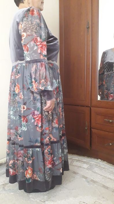 Продам платье вечерный